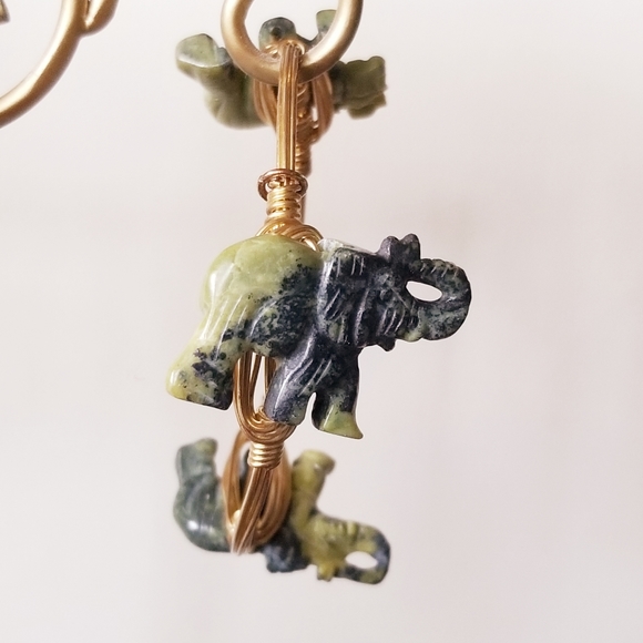 Bourbon and Bowties Wired Elephant Bracelet - Picture 6 of 12